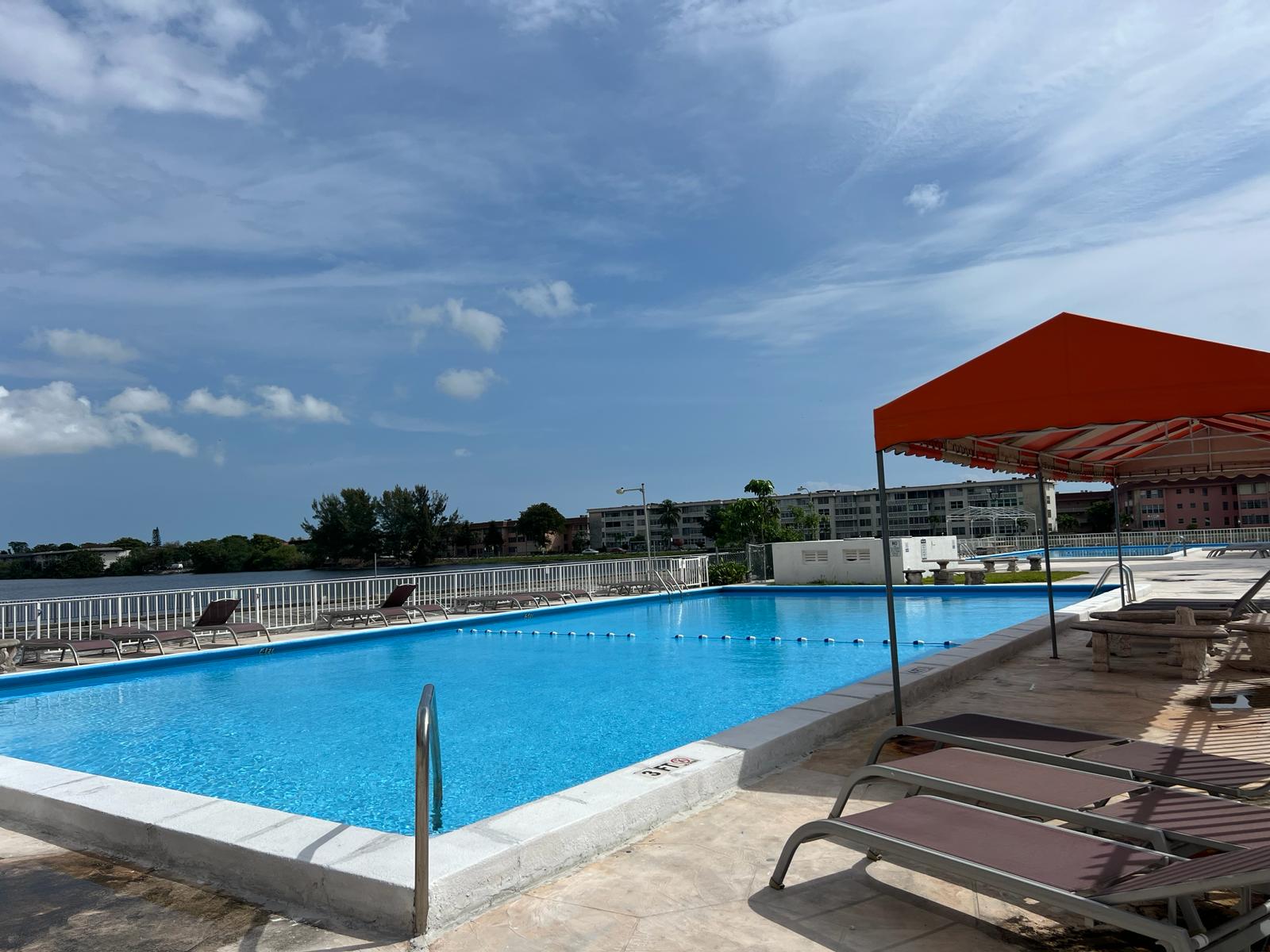 1301 NE Miami Gardens Dr # 1101W — interior/exterior