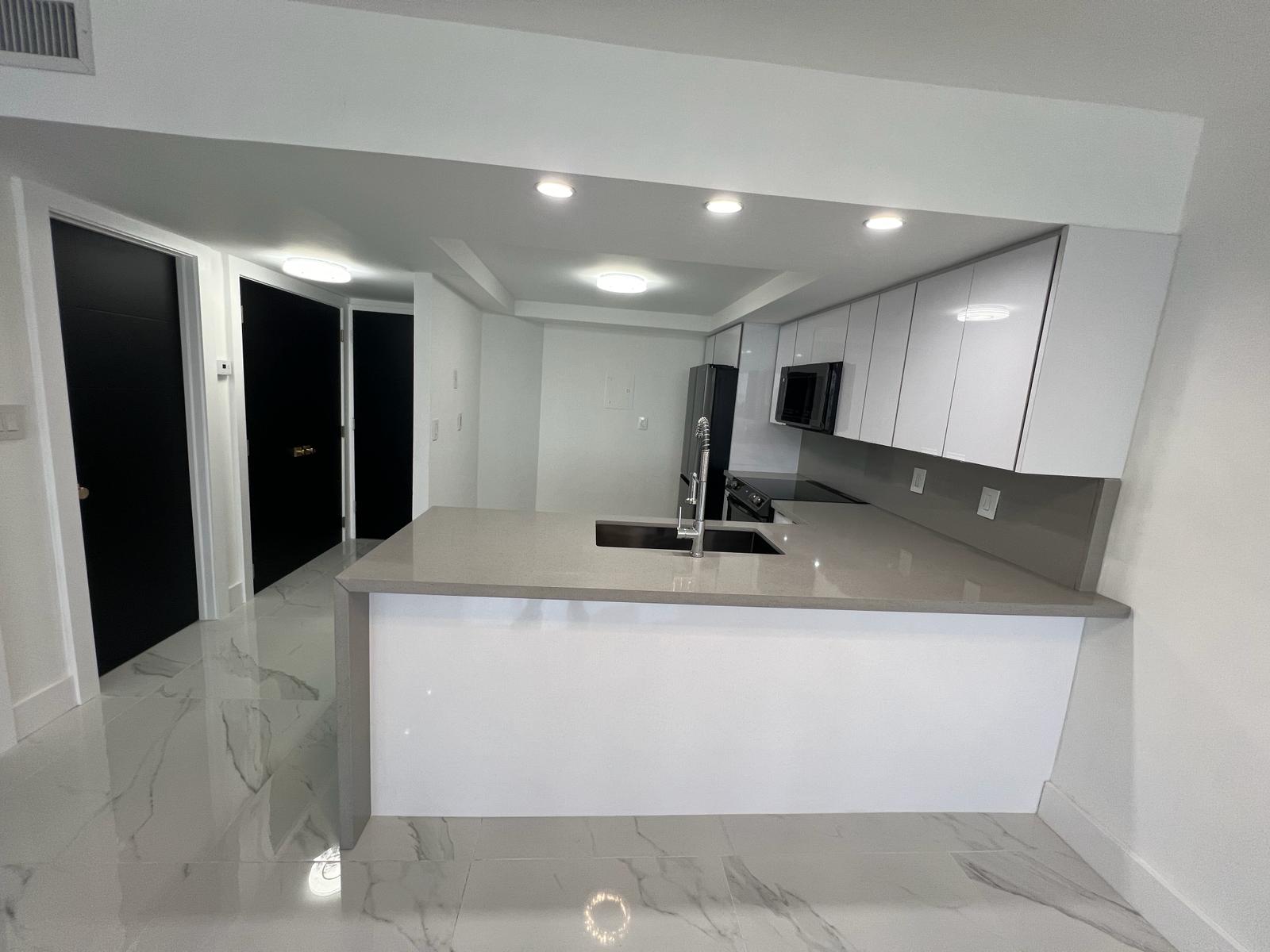 1301 NE Miami Gardens Dr # 1101W — interior/exterior