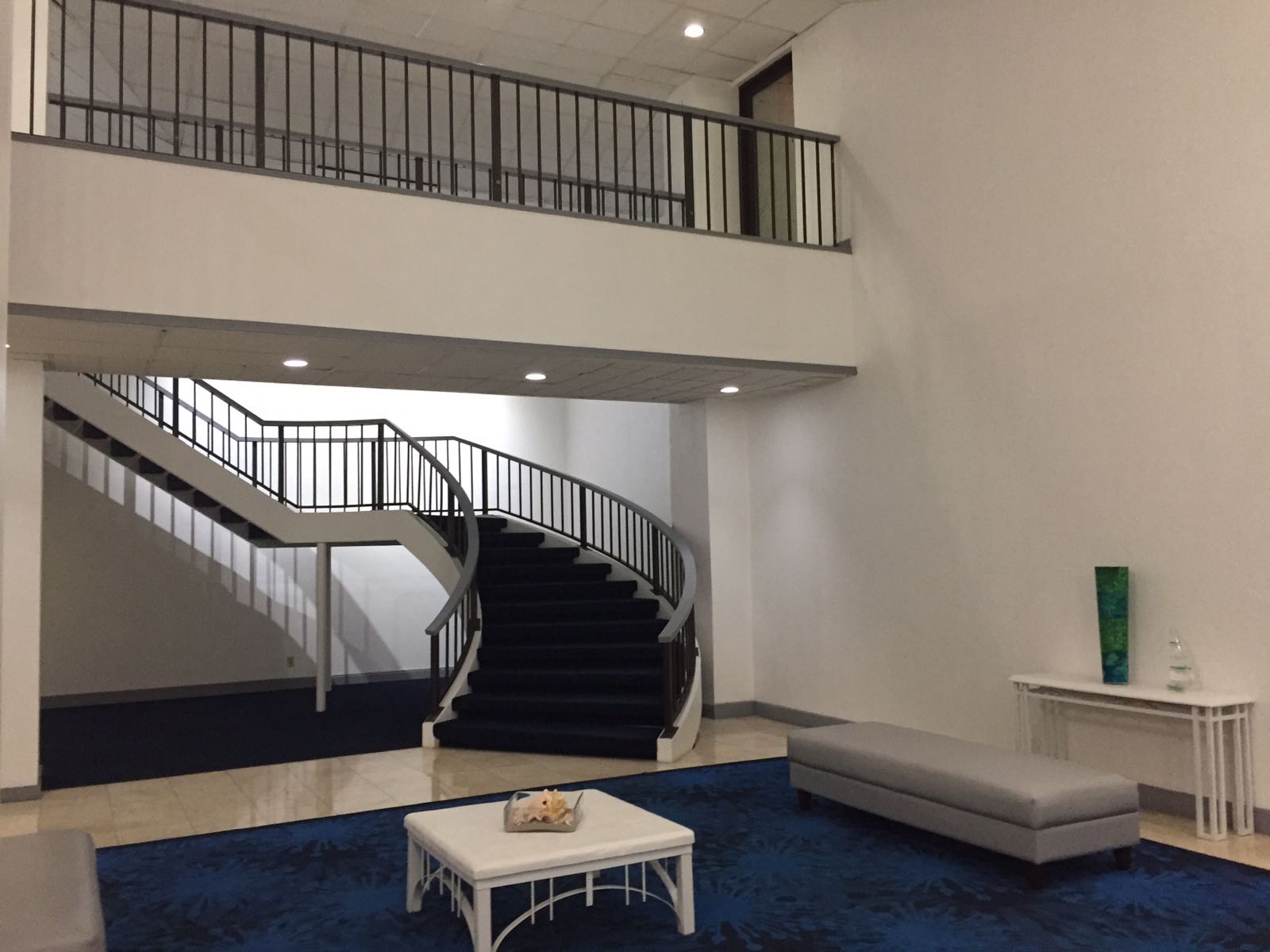 13499 Biscayne Blvd # 713 — interior/exterior