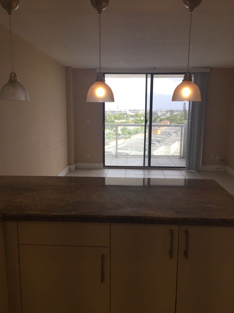 13499 Biscayne Blvd # 713 — interior/exterior