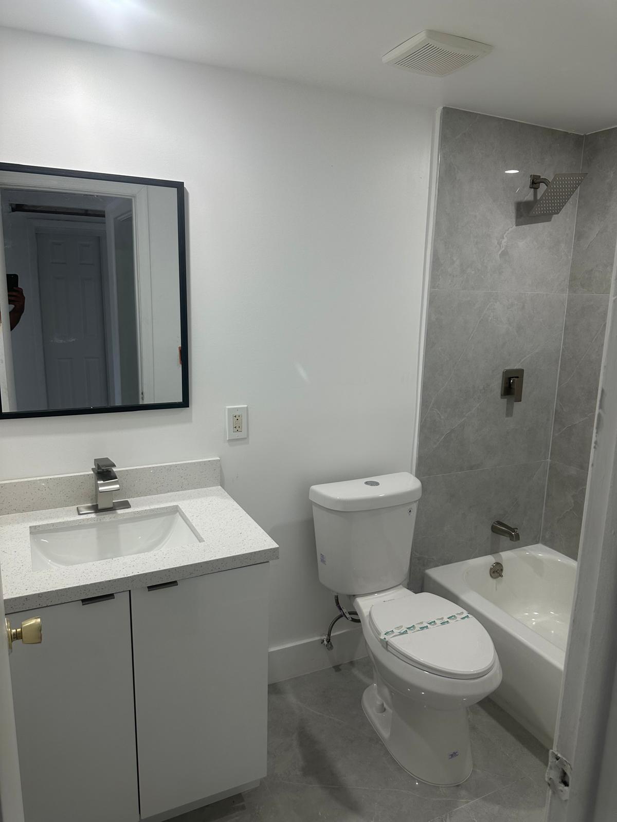 1450 Atlantic Shores Blvd #105 — interior/exterior