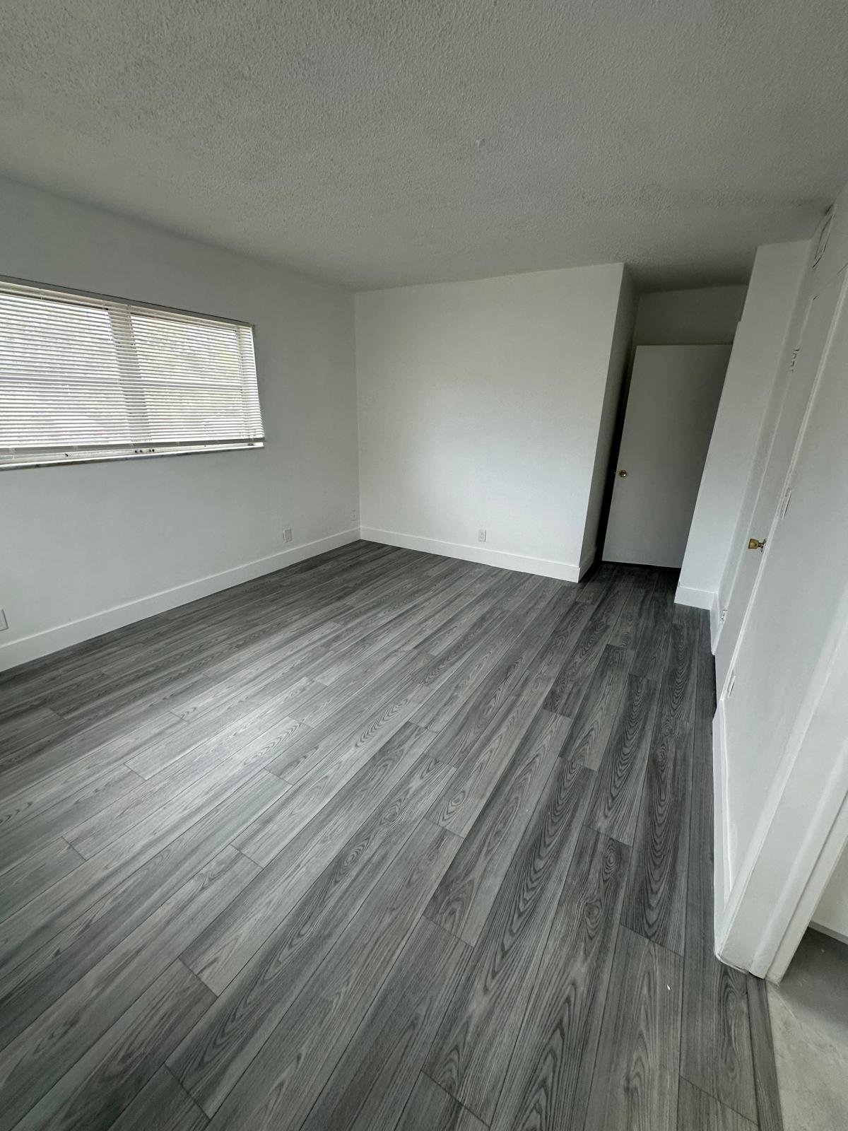 1450 Atlantic Shores Blvd #105 — interior/exterior