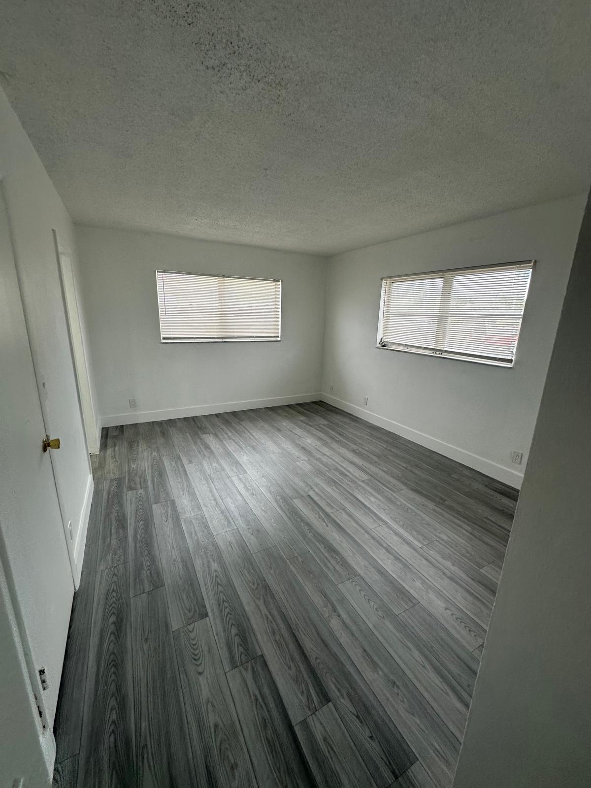 1450 Atlantic Shores Blvd #105 — interior/exterior
