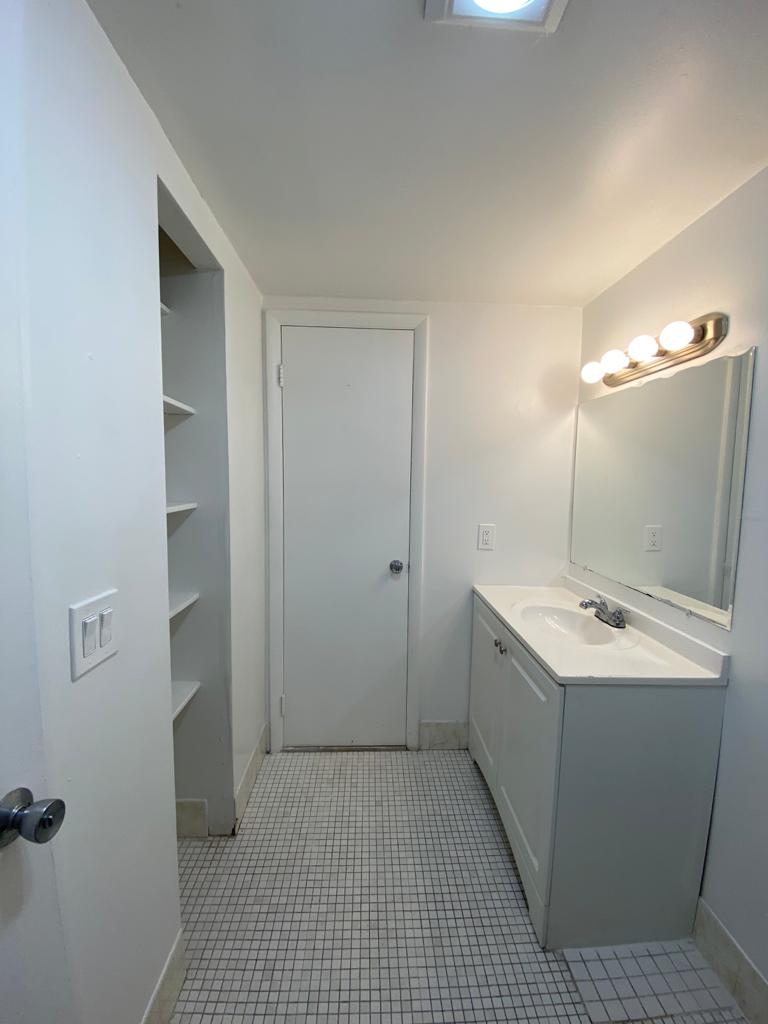 15600 NW 7th Ave # 520 — interior/exterior