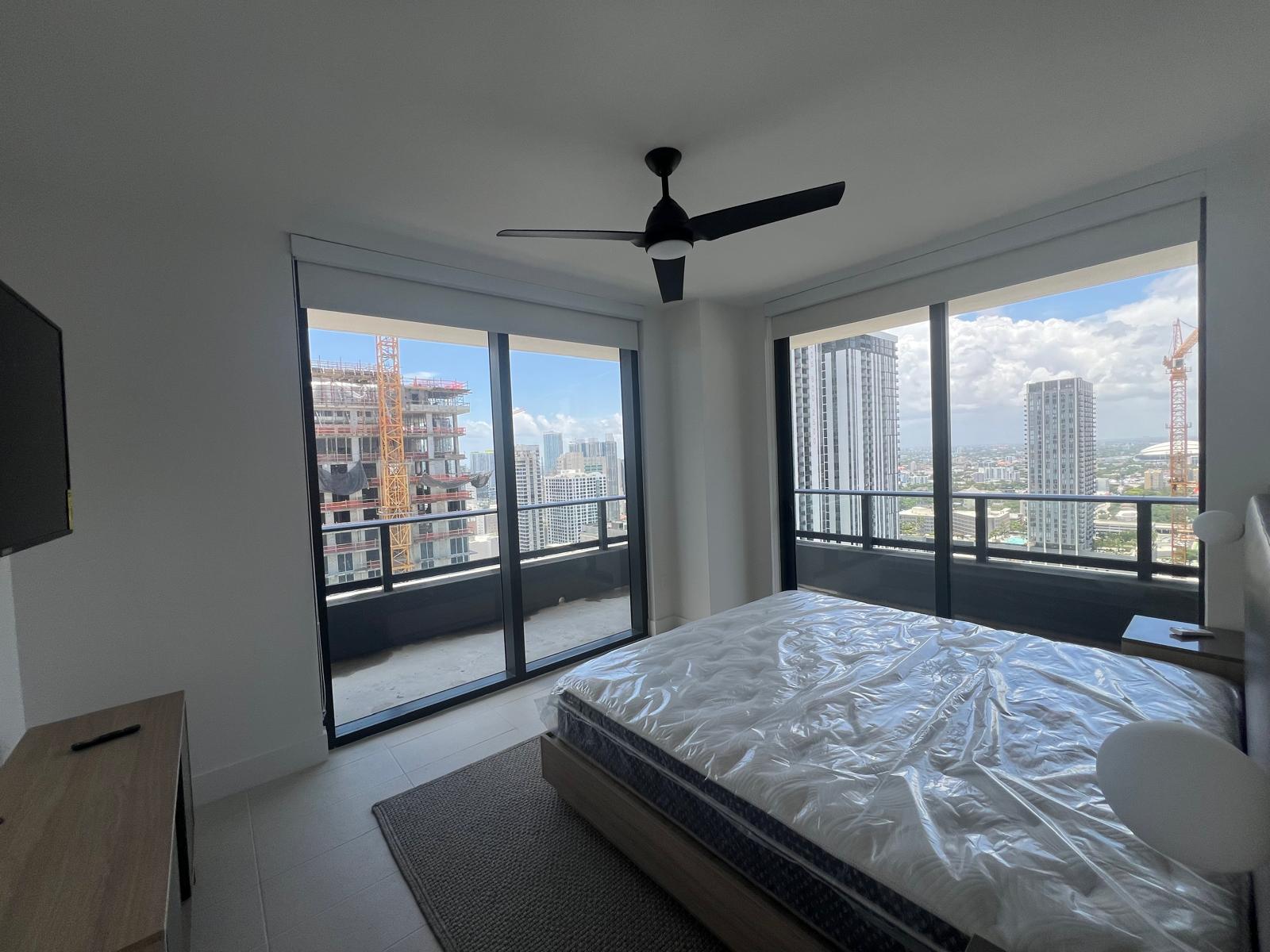 159 NE 6th St #3205 — interior/exterior