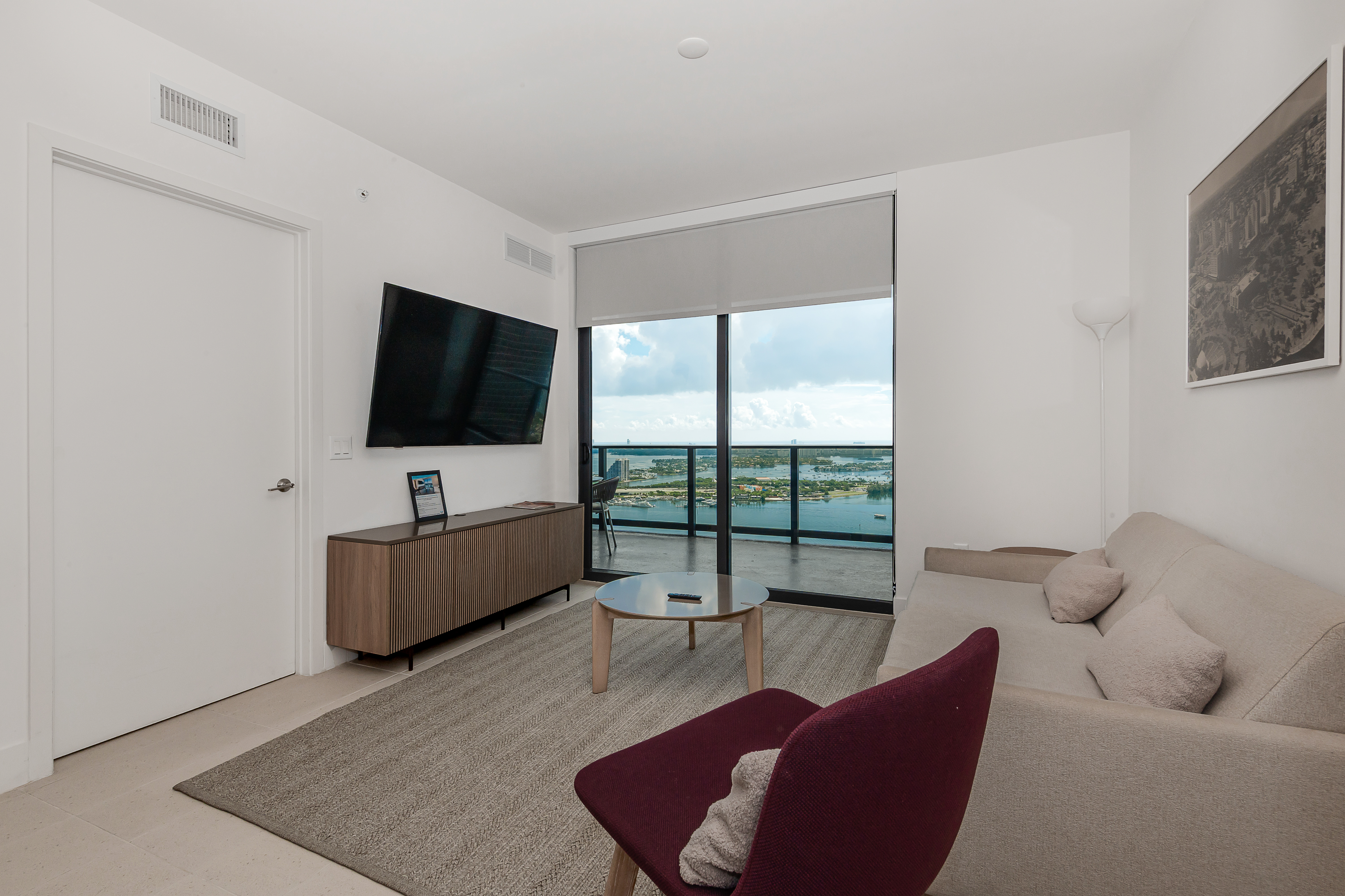 Amazing Condo at Natiivo Miami – 159 NE 6th St #4215, Miami, FL 33132