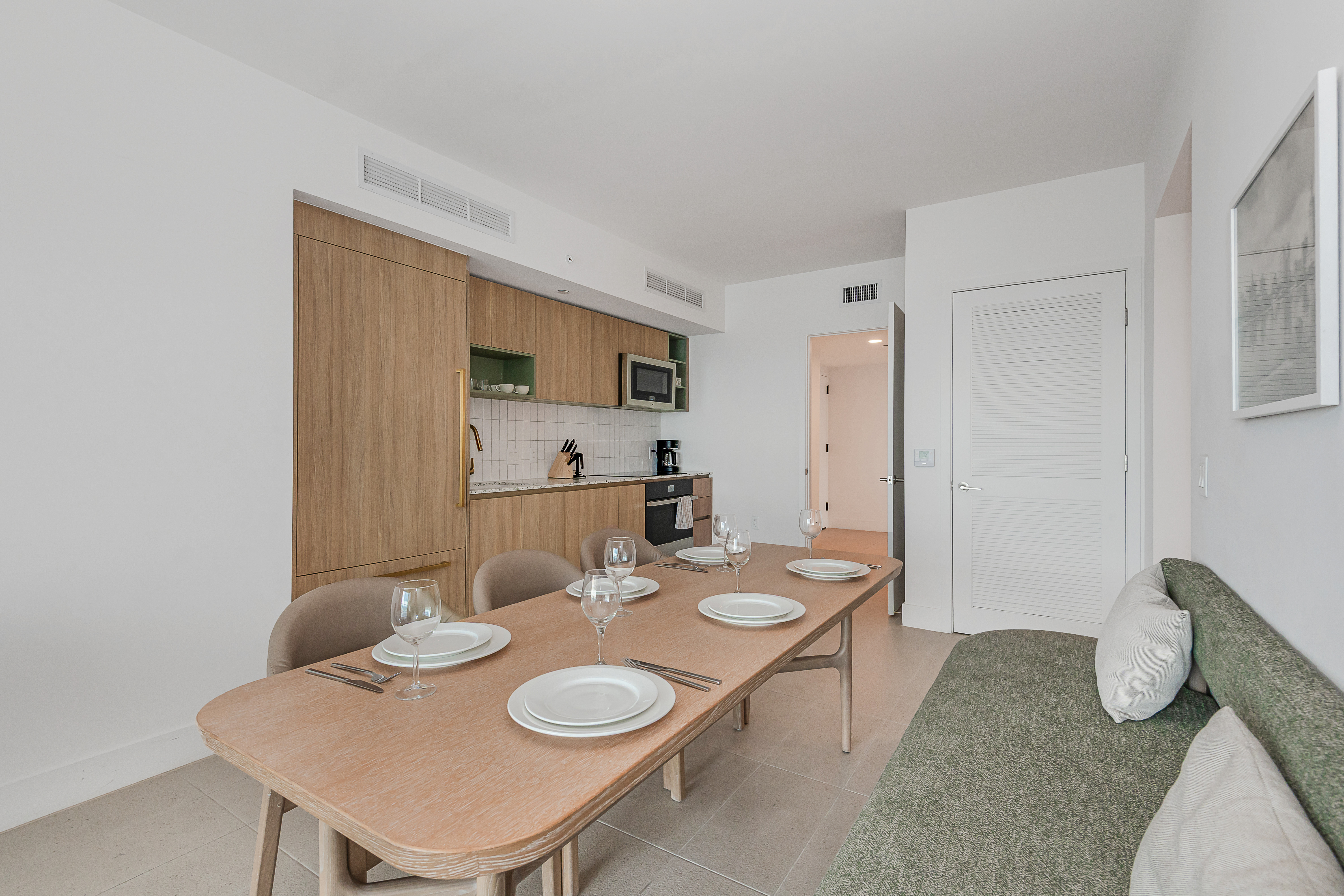 Amazing Condo at Natiivo Miami – 159 NE 6th St #4215, Miami, FL 33132