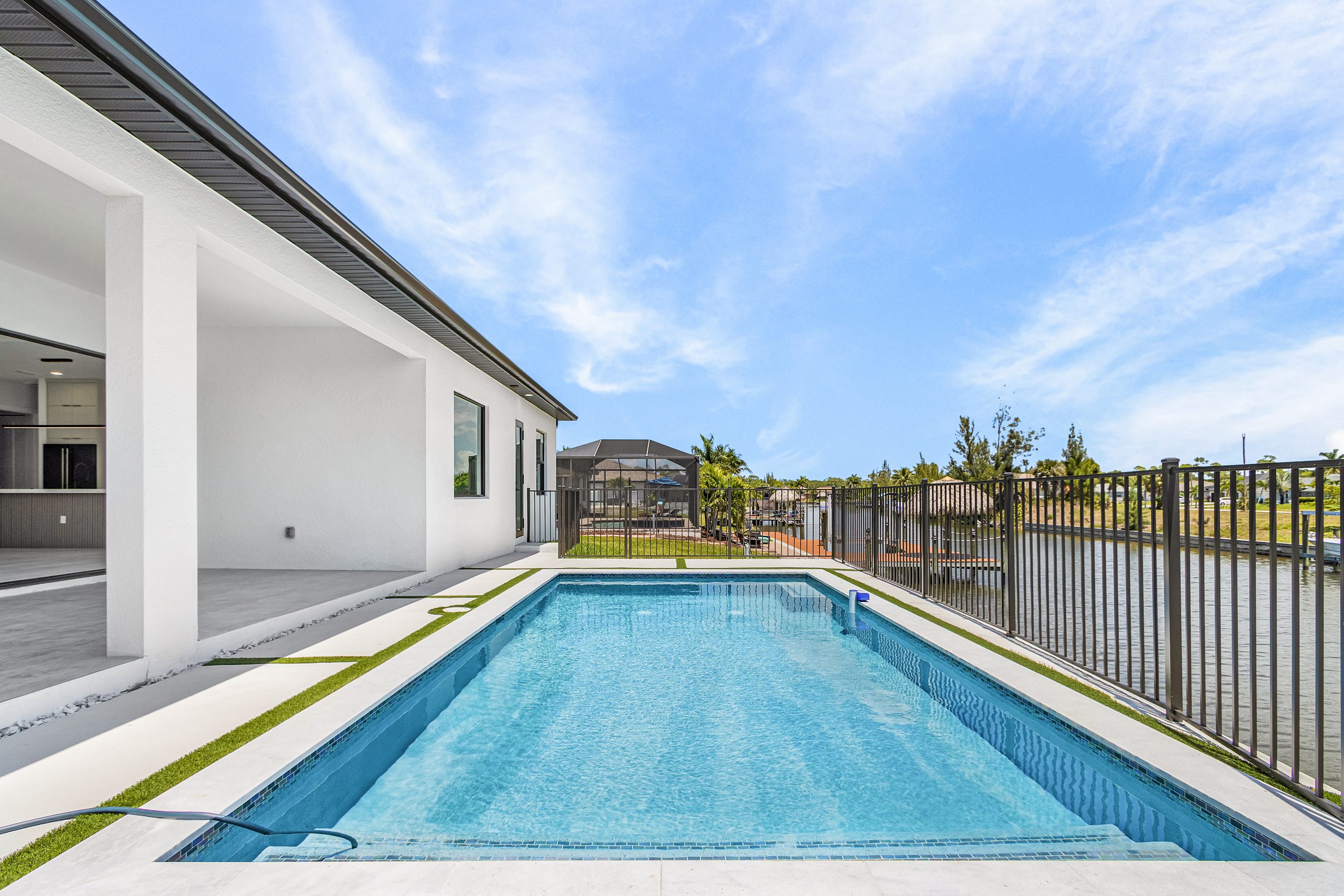2303 NW 35th Ave — interior/exterior