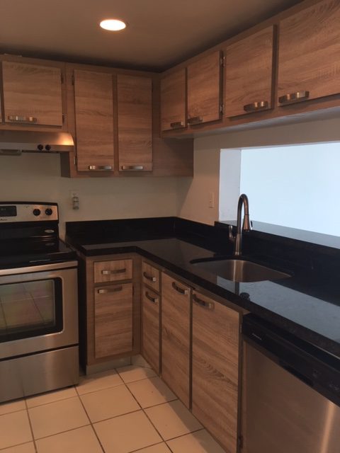 486 NW 165th St Rd # B-405 — interior/exterior