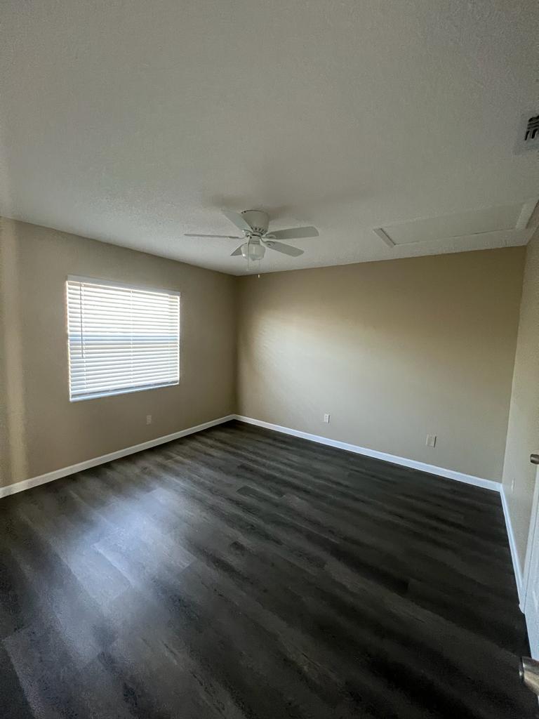 617 Ixoria Ave # 18 — interior/exterior
