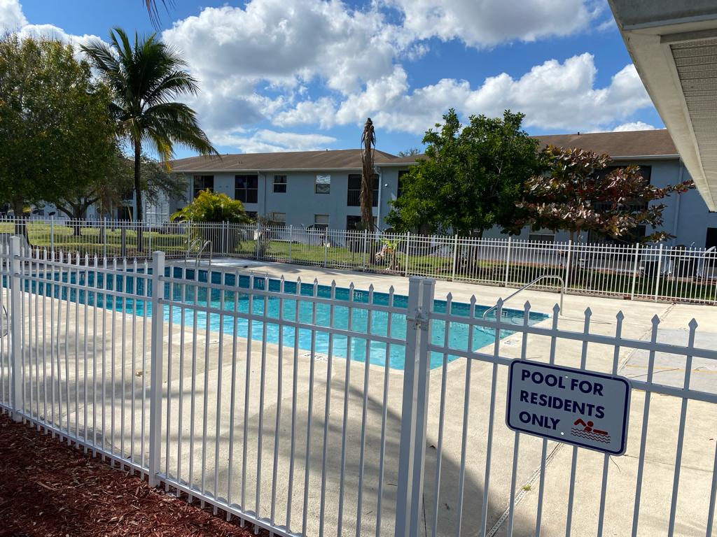 617 Ixoria Ave # 29 — interior/exterior
