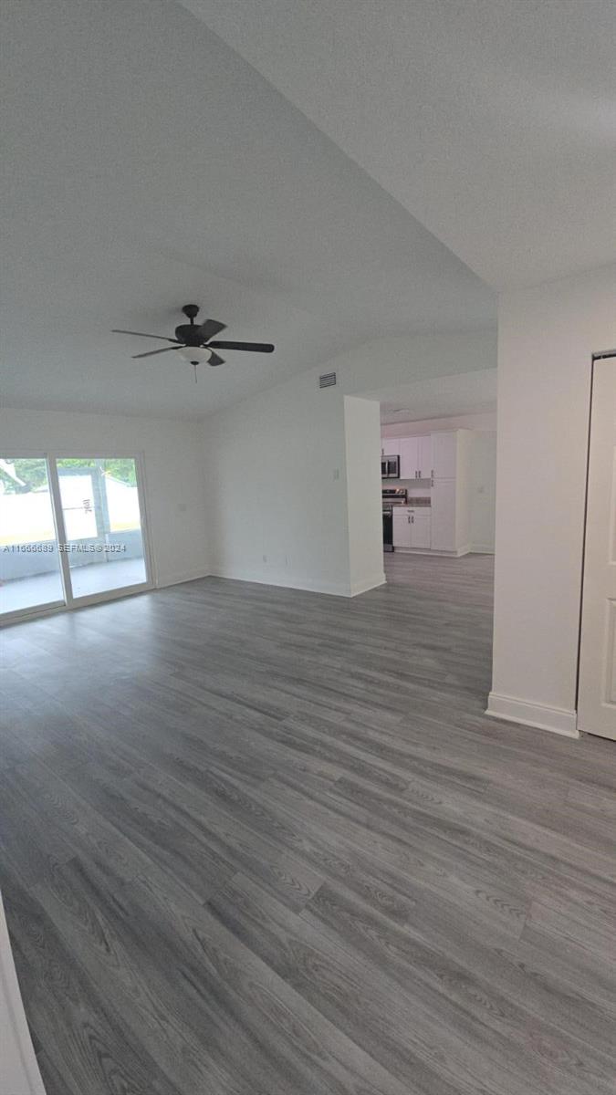 7904 Penny Ln — interior/exterior