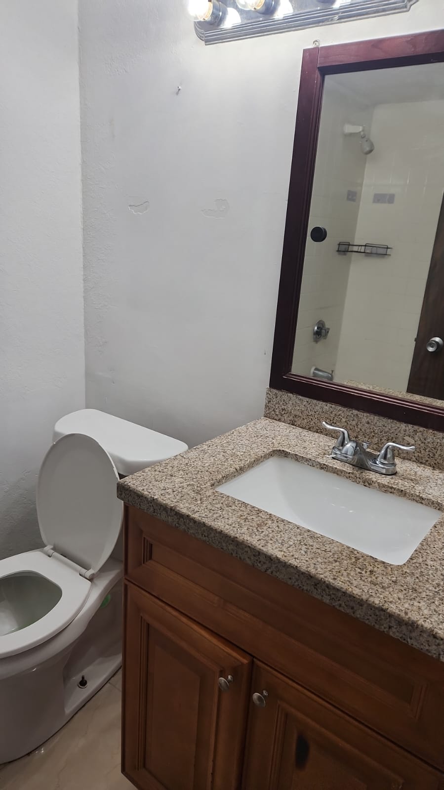 Golden Gate 16450 NW 2nd Ave # 206 — interior/exterior
