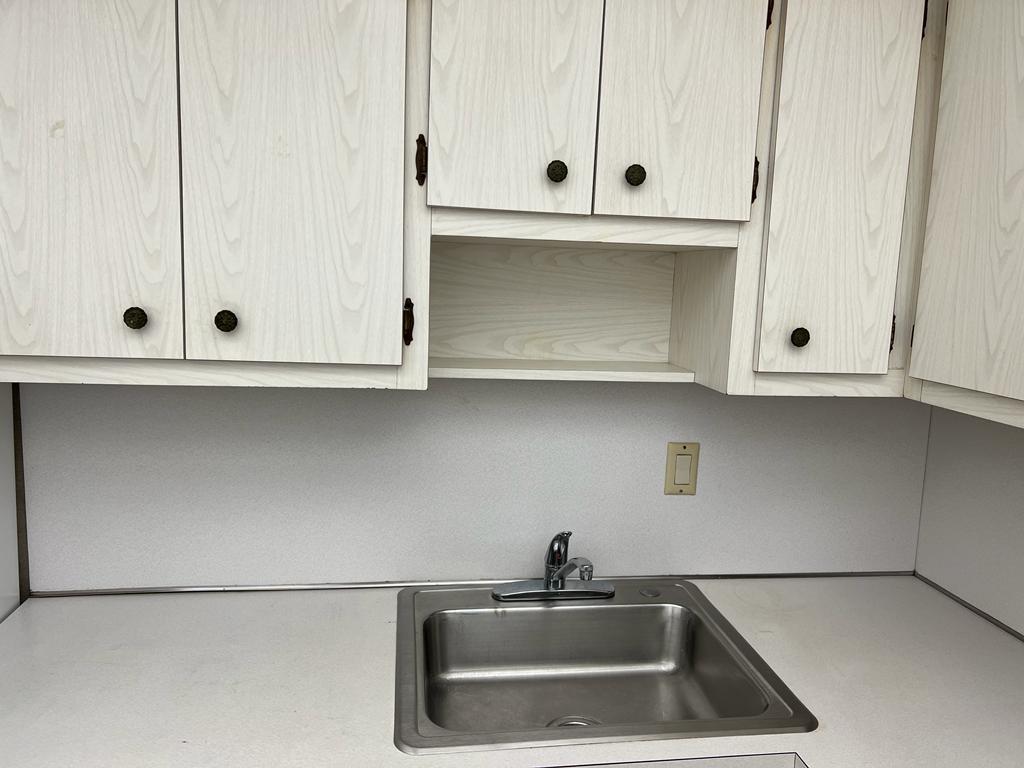 PARKWAY 15600 NW 7th Ave # 821 — interior/exterior