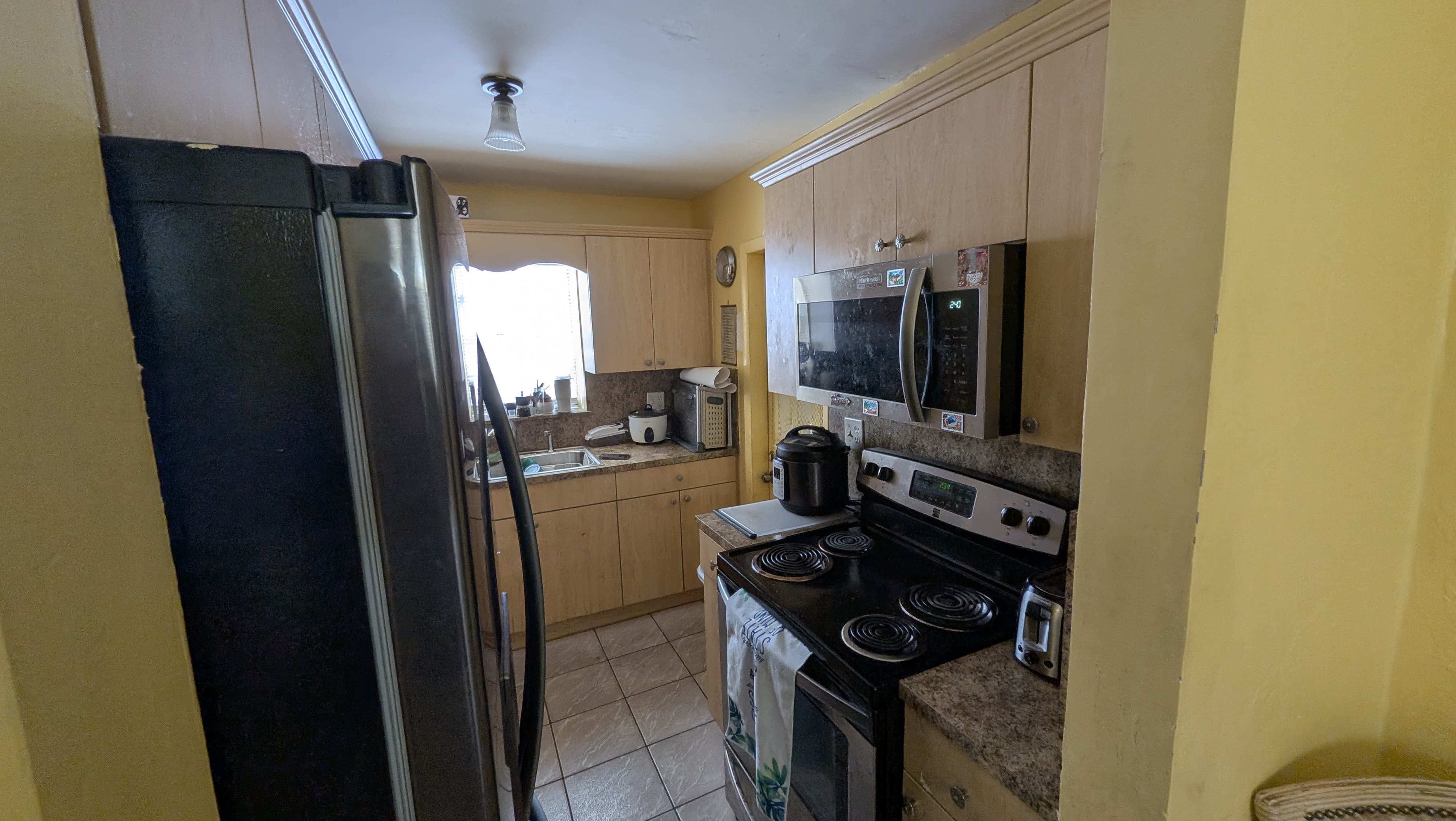 Single Family Home - 1655 SW 20th St